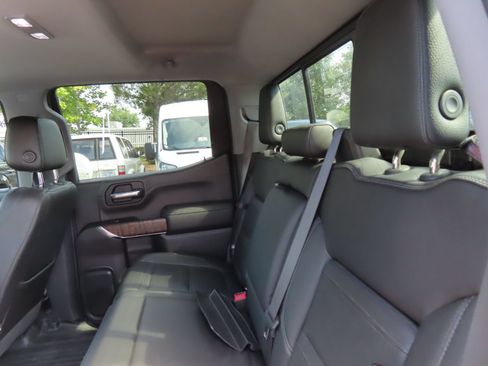 Used 2019 GMC Sierra 1500 Denali w/ Denali Ultimate Package AWD/4WD image 33