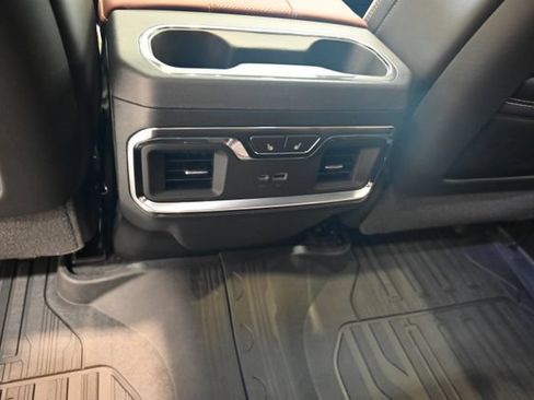 New 2026 GMC Sierra 2500 Denali Ultimate AWD/4WD image 33