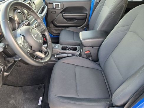 Used 2021 Jeep Wrangler Unlimited Sport image 14