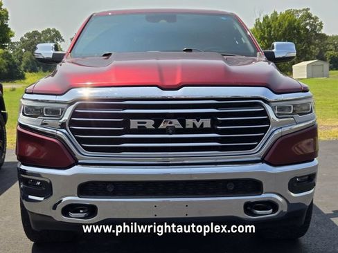 Used 2019 RAM 1500 Limited AWD/4WD image 2