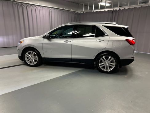 Used 2021 Chevrolet Equinox Premier image 4