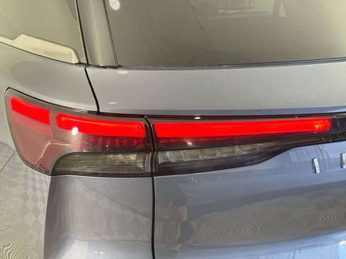 Used 2023 INFINITI QX60 Luxe AWD/4WD image 36