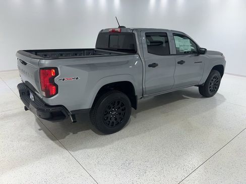 New 2026 Chevrolet Colorado W/T w/ WT Custom Package AWD/4WD image 4