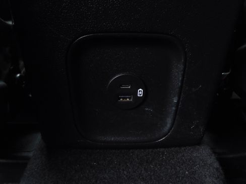 Used 2021 Ford Escape SEL image 34