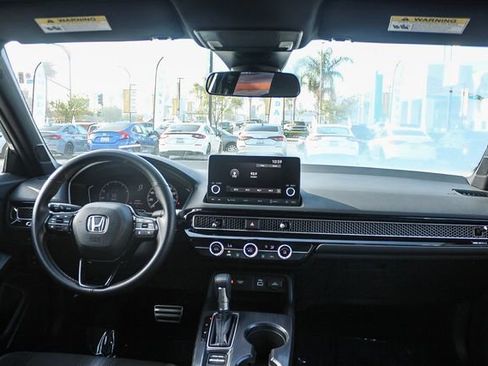 Used 2024 Honda Civic Sport image 17