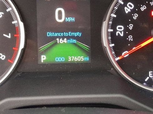 Certified 2021 Toyota RAV4 XLE image 15