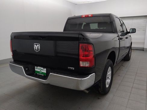 Used 2022 RAM 1500 Classic SLT RWD image 9