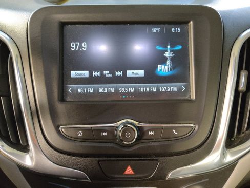 Used 2018 Chevrolet Equinox LS FWD image 25