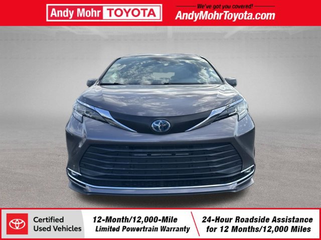 Certified 2021 Toyota Sienna XLE w/ XLE Plus Package AWD/4WD image 3