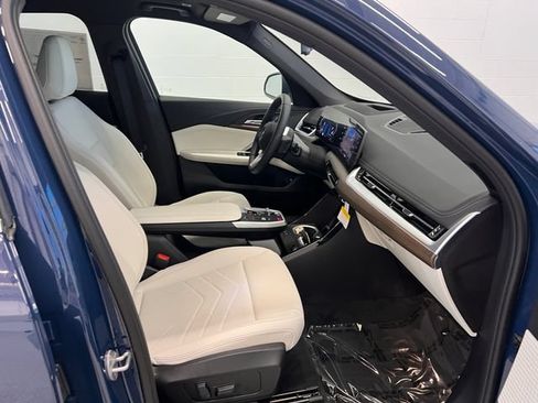 New 2026 BMW X1 xDrive28i w/ Technology Package AWD/4WD image 12