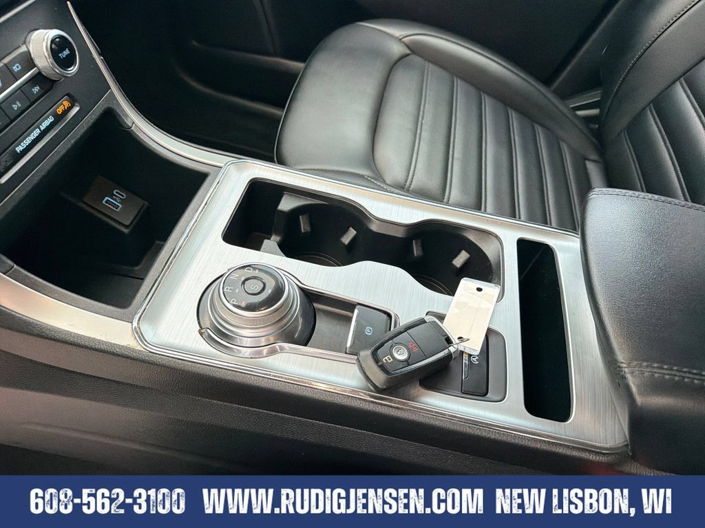 Used 2022 Ford Edge SEL AWD/4WD image 22