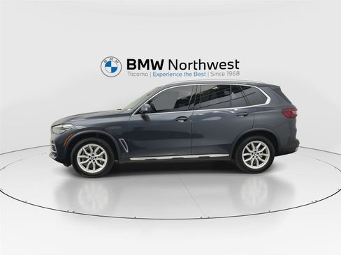 Used 2022 BMW X5 xDrive40i w/ Climate Comfort Package AWD/4WD image 10