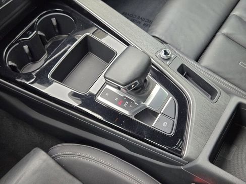 Used 2021 Audi A4 2.0T Premium w/ Convenience Package image 23