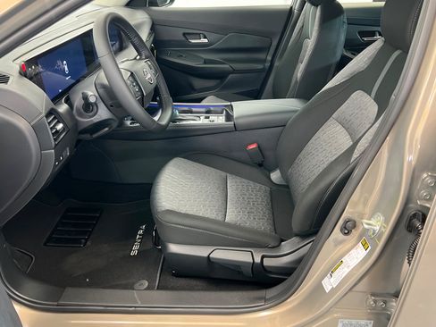New 2026 Nissan Sentra SV w/ SV Convenience Package FWD image 17