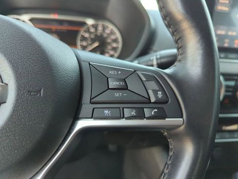 Certified 2021 Nissan Sentra SV FWD image 38