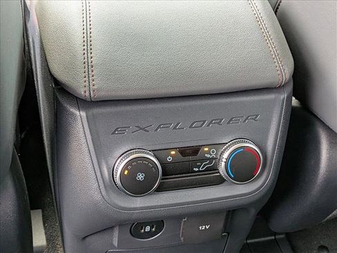 Certified 2026 Ford Explorer Active w/ Active Comfort Package RWD image 16