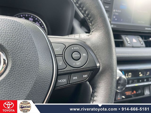 Used 2022 Toyota RAV4 XLE Premium AWD/4WD image 24