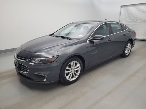 Used 2016 Chevrolet Malibu LT FWD image 2