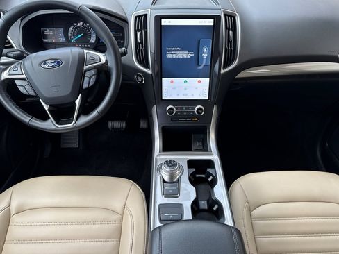 Certified 2024 Ford Edge SEL image 14