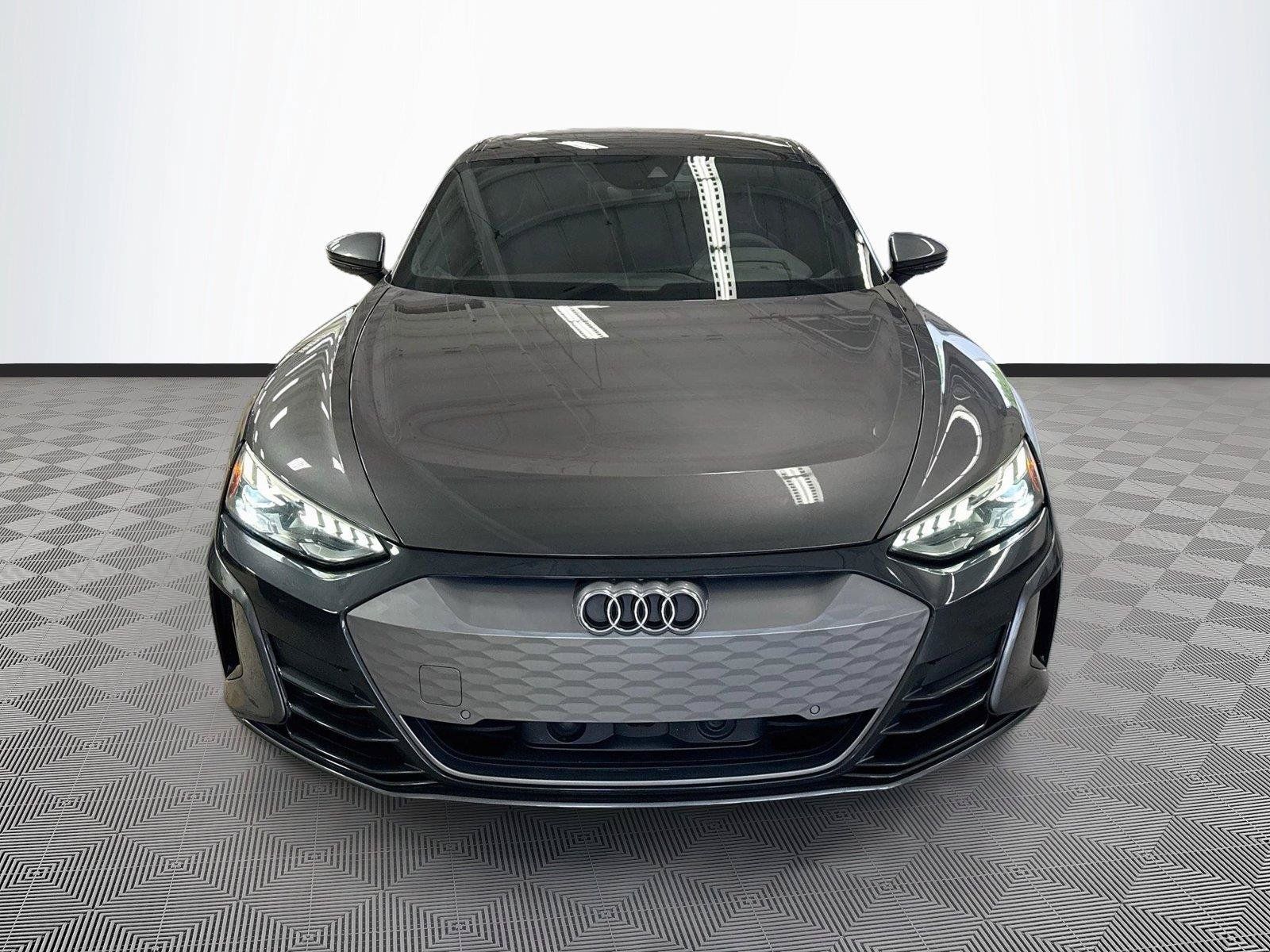 Used 2022 Audi e-tron GT Premium Plus AWD/4WD image 2