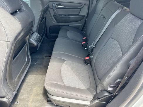 Used 2014 Chevrolet Traverse LT w/ All-Star Edition FWD image 23