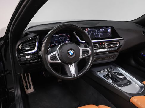 Used 2020 BMW Z4 M40i w/ Executive Package RWD image 40