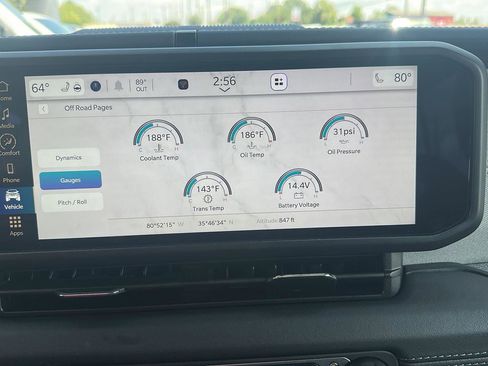 Used 2024 Jeep Wrangler Sahara image 19