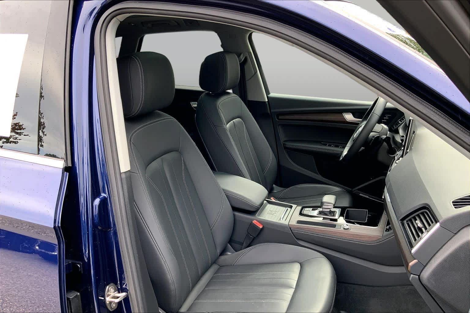 Used 2021 Audi Q5 2.0T Premium Plus w/ Premium Plus Package AWD/4WD image 8