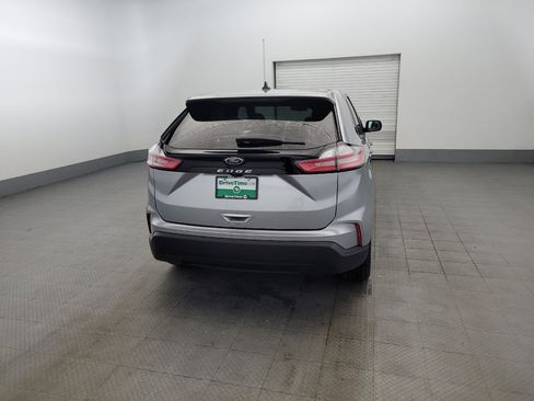 Used 2021 Ford Edge SE FWD image 7