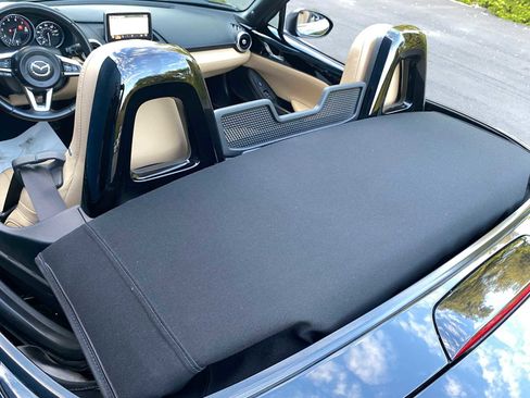 Used 2016 MAZDA MX-5 Miata Grand Touring image 11