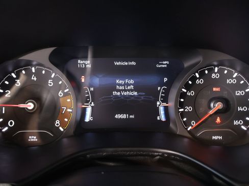 Used 2023 Jeep Compass Sport AWD/4WD image 4