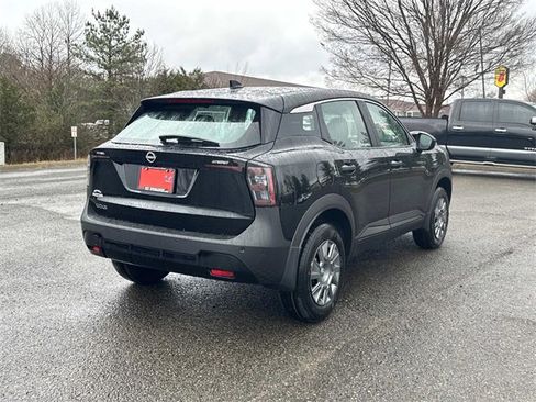 New 2026 Nissan Kicks S image 4