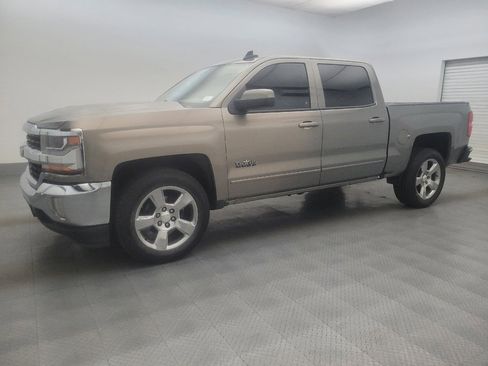 Used 2017 Chevrolet Silverado 1500 LT w/ Texas Edition image 2