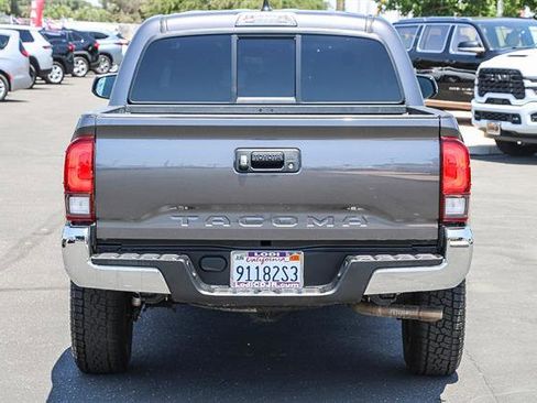 Used 2022 Toyota Tacoma SR5 image 3