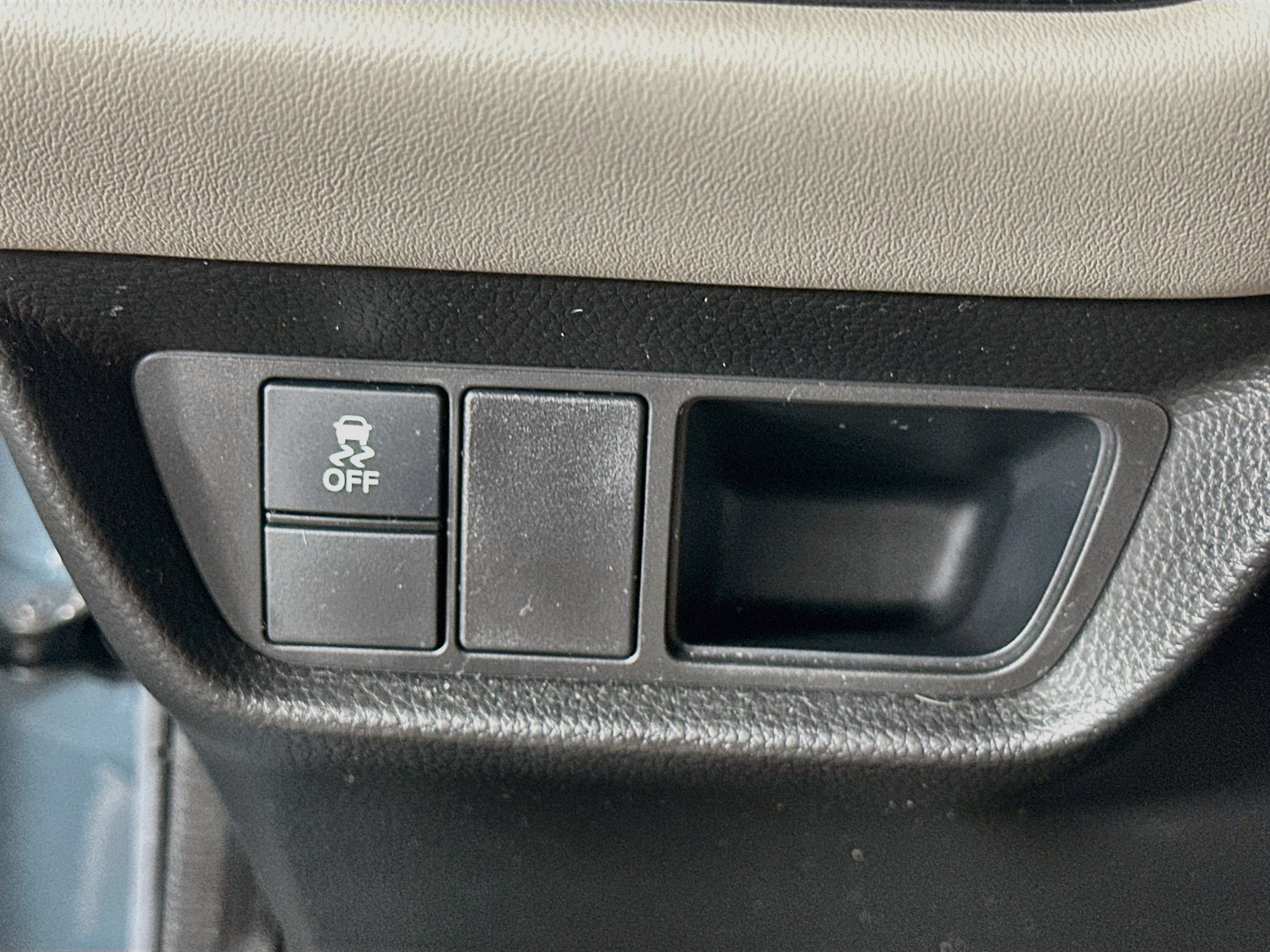 Used 2024 Honda HR-V EX-L image 16