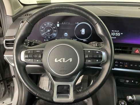 Used 2023 Kia Sportage SX image 18