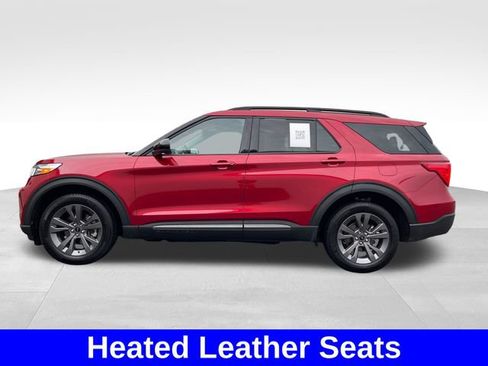 Used 2024 Ford Explorer XLT w/ Equipment Group 202A AWD/4WD image 2