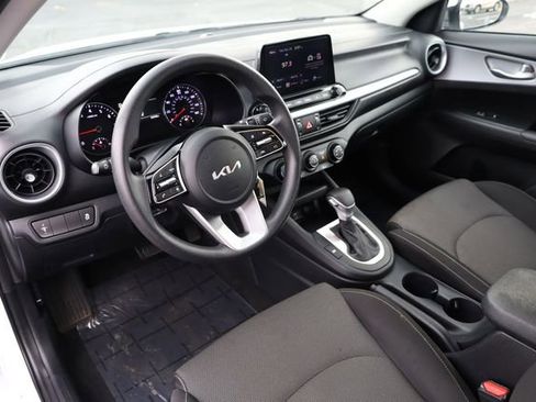 Certified 2024 Kia Forte LXS image 10