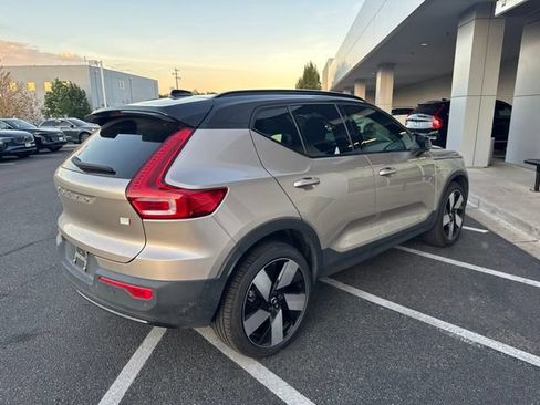 Used 2023 Volvo XC40 Recharge Ultimate w/ Protection Package Premier AWD/4WD image 3