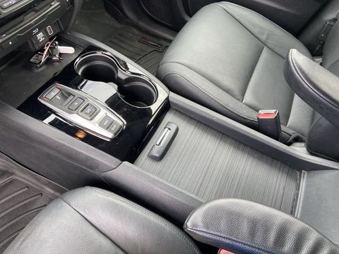 Used 2021 Honda Pilot Touring image 24
