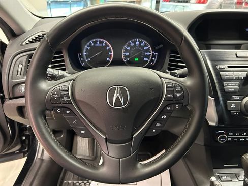 Used 2019 Acura ILX FWD image 10