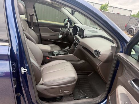 Used 2019 Hyundai Santa Fe FWD image 10