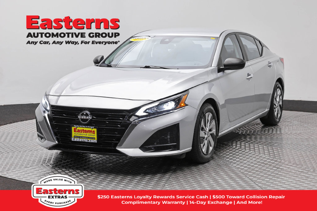Used 2024 Nissan Altima 2.5 S FWD image 1