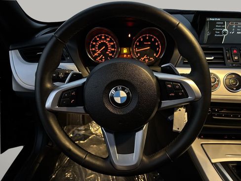 Used 2015 BMW Z4 sDrive28i image 26