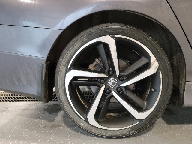 Used 2020 Honda Accord Sport image 14
