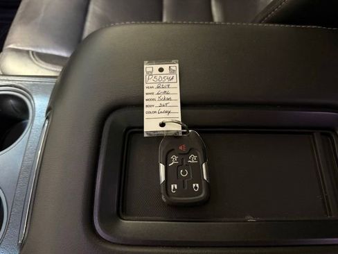 Used 2019 GMC Yukon SLT w/ Graphite Performance Edition AWD/4WD image 23