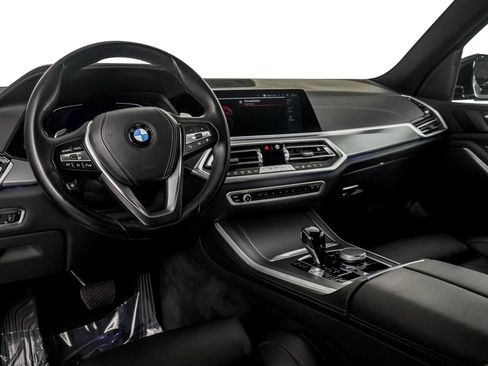Used 2023 BMW X5 sDrive40i w/ Parking Assistance Package image 2
