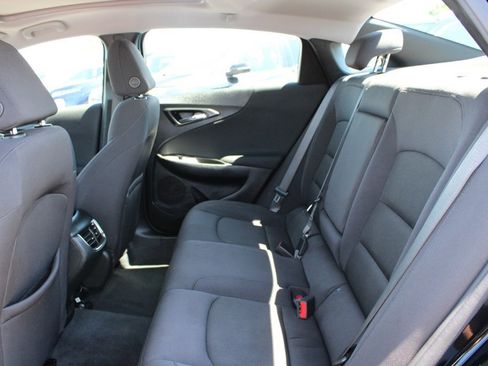 Used 2022 Chevrolet Malibu LT image 16
