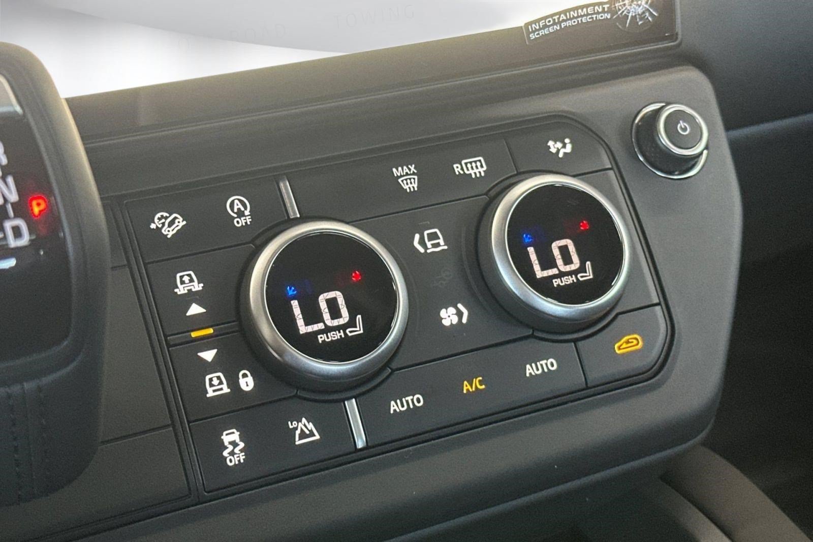 New 2026 Land Rover Defender 110 S AWD/4WD image 19