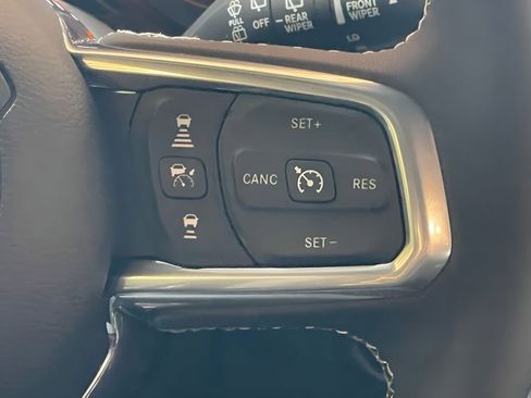 New 2025 Jeep Wrangler Unlimited Sahara w/ Safety Group AWD/4WD image 20